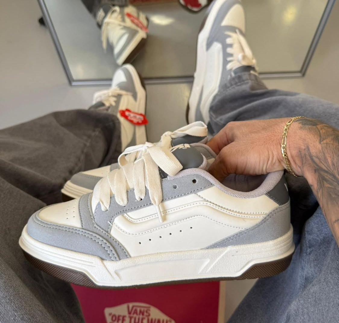 Vans Hylane Blanco con Gris